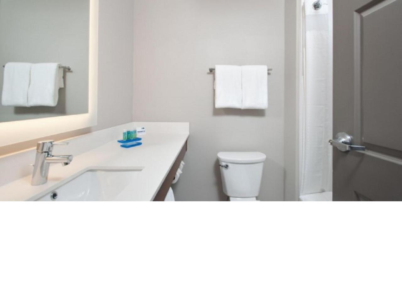 Holiday Inn Express Quantico - Stafford By Ihg Exterior foto