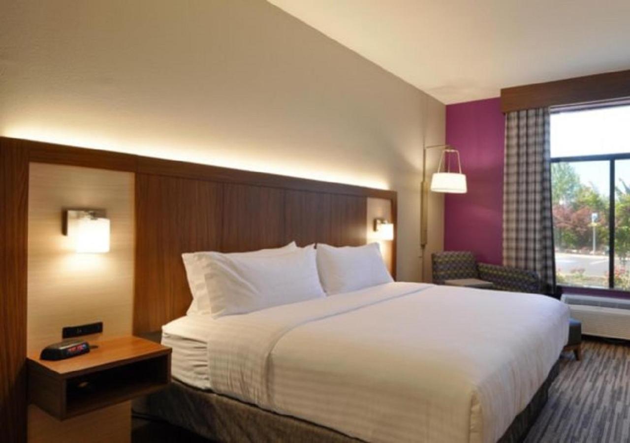 Holiday Inn Express Quantico - Stafford By Ihg Exterior foto