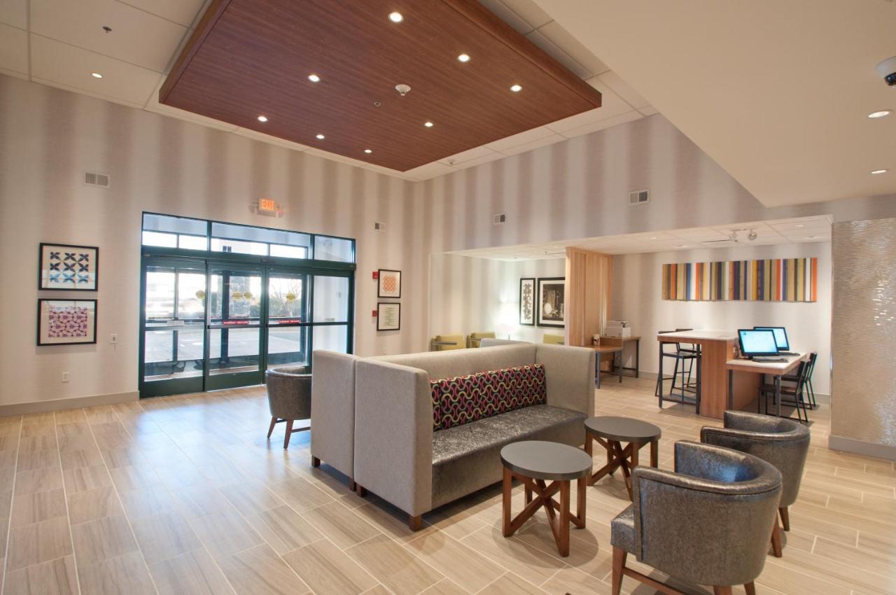 Holiday Inn Express Quantico - Stafford By Ihg Exterior foto